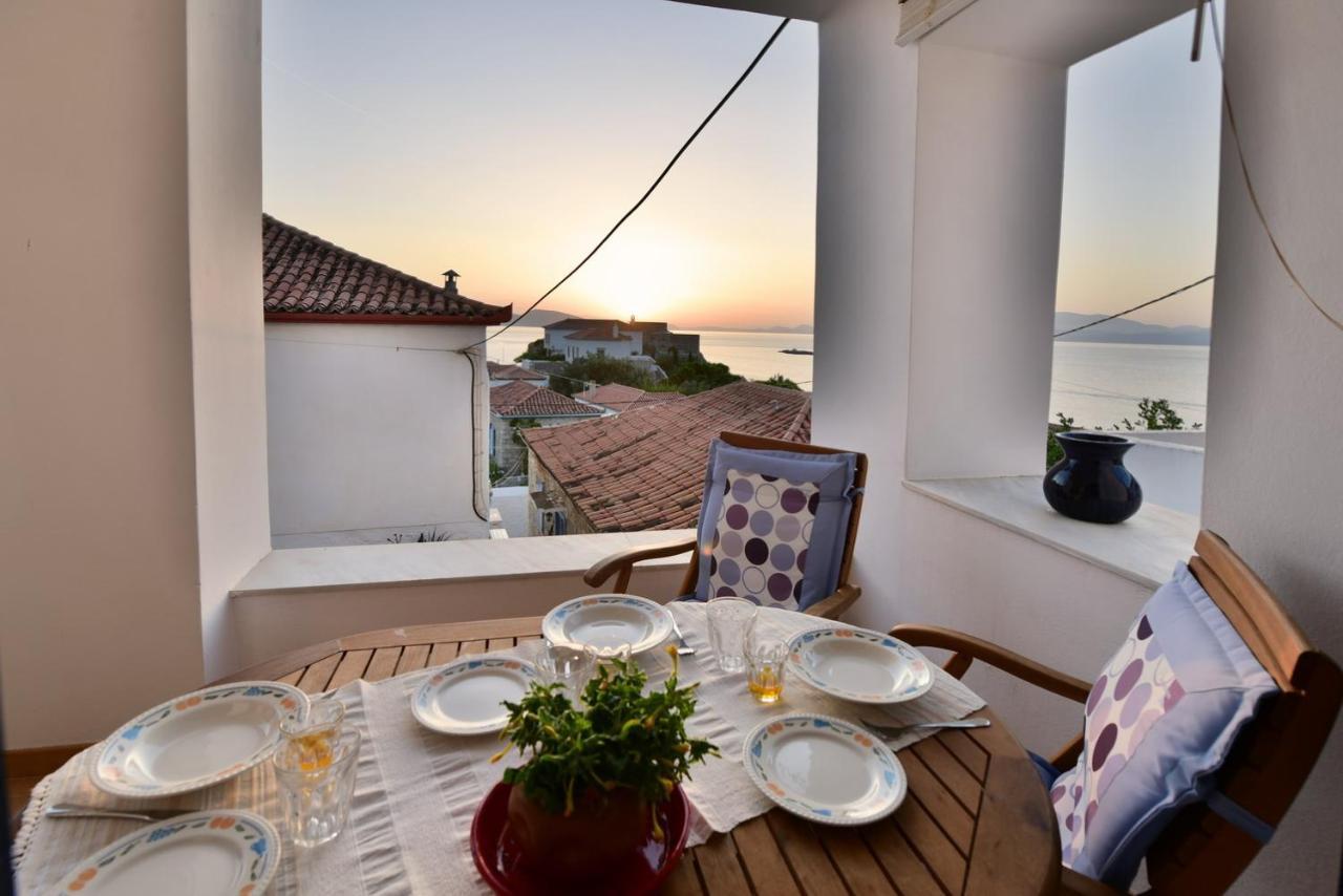 Options House Villa ไฮดรา ภายนอก รูปภาพ